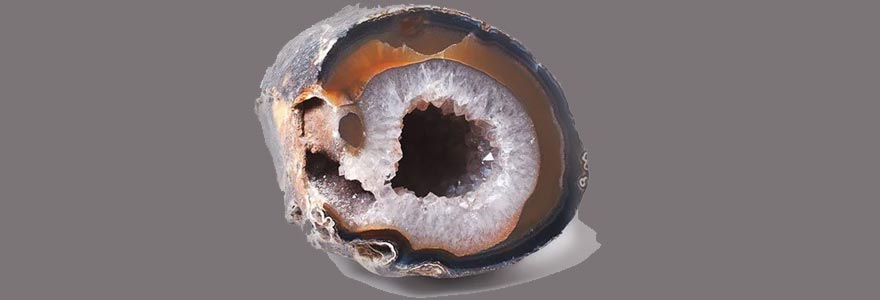 PIERRE AGATE